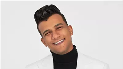 بعد سفره خارج مصر، هل يحق للإنتربول القبض على عصام صاصا؟