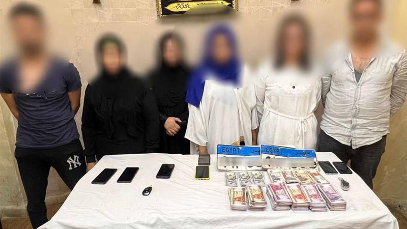 ضبط تشكيل عصابي للنصب،