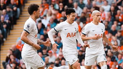 الدوري الإنجليزي، توتنهام يتعادل 1/1 أمام بيرلني في الشوط الأول 