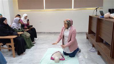 الإنعاش القلبي الرئوي، برنامج تدريبي بمعهد الدراسات الأفروأسيوية بجامعة القناة (صور) 