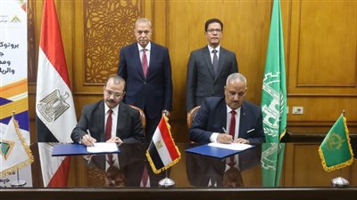 محافظ القليوبية ورئيس جامعة بنها يشهدان توقيع بروتوكول تعاون مع الشباب والرياضة