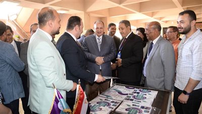 توفير 500 فرصة عمل ضمن فعاليات ملتقى توظيف بأسيوط (صور)