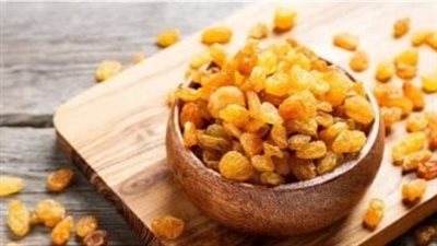 فوائد الزبيب، يخفف القلق والتوتر ويهدئ الأعصاب ويمد الجسم بالطاقة 