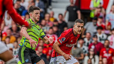 أرسنال يتقدم على مانشستر يونايتد 1- 0 بعد مرور 70 دقيقة (فيديو)