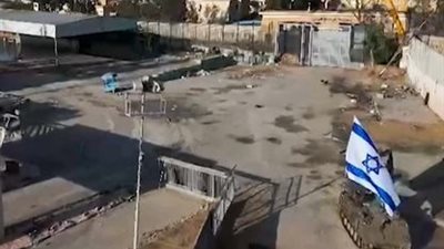 العربية: إسرائيل تبدأ إخلاء الجانب الفلسطيني من معبر رفح مساء اليوم