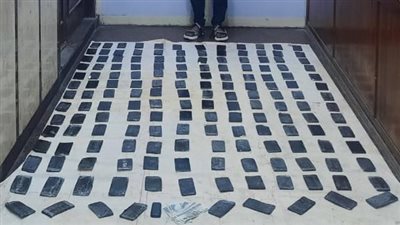 حبس اثنين من العناصر الإجرامية بتهمة حيازة الحشيش والآيس 