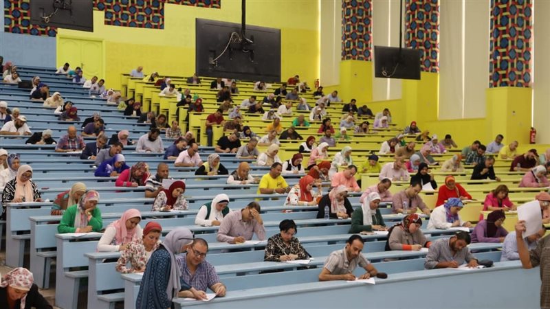 جامعة عين شمس، فيتو