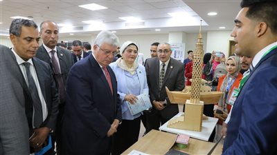 عاشور: جار إنشاء 17 جامعة تكنولوجية جديدة بجميع أنحاء الجمهورية