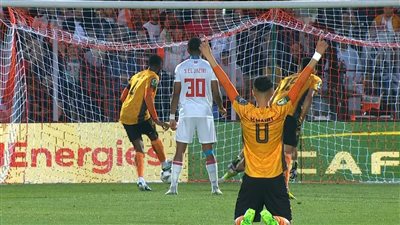 الزمالك يبحث عن هدف التعادل أمام نهضة بركان بعد مرور 30 دقيقة (فيديو وصور)