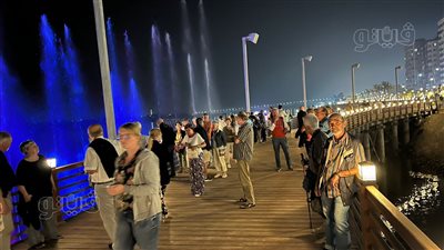 بني سويف تستقبل 39 سائحًا إنجليزيًا بممشى كورنيش النيل