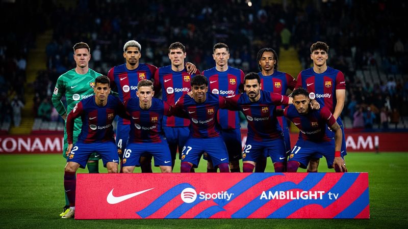 فريق برشلونة الإسباني،