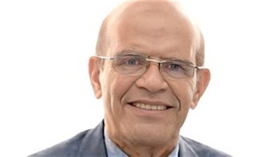 أستاذ علاقات دولية: تصريحات ترامب عن تهجير الفلسطينيين مستفزة وتحدٍ صارخ للقانون الدولي 