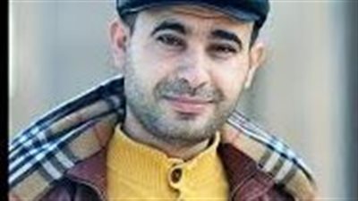 كاتب فلسطيني: بكيت عندما رأيت اللافتات مكتوبة بالعربية في مصر 