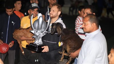  نهائي كروي بالبحيرة يقدم جائزة معزتين للفائز (فيديو وصور)