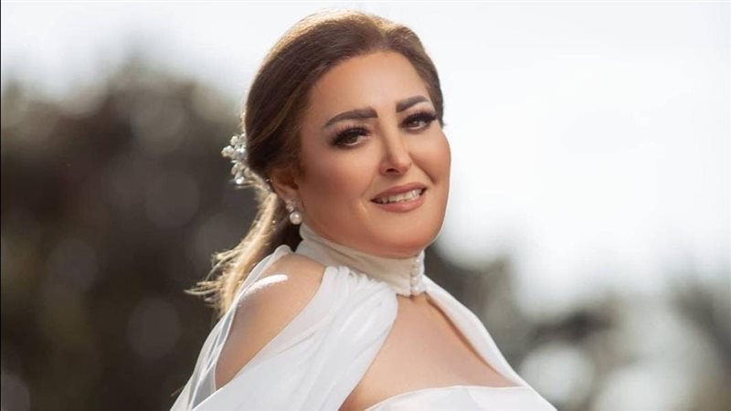 نهال عنبر، فيتو