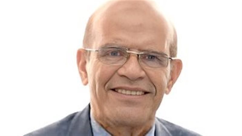 الدكتور أحمد يوسف،