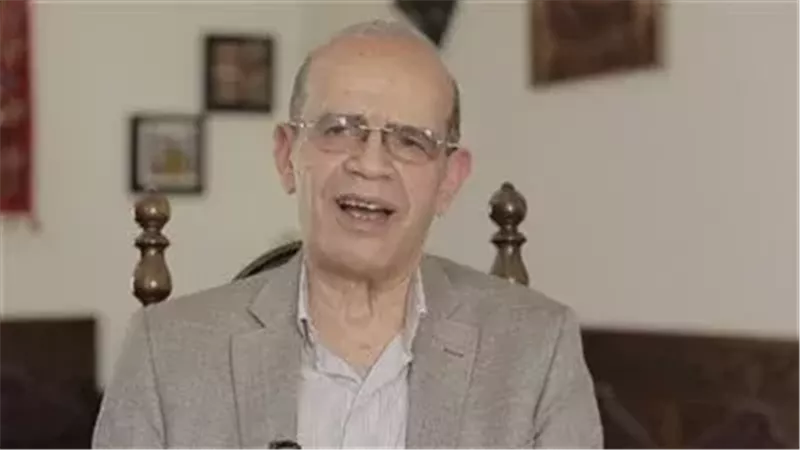 الدكتور أحمد يوسف،