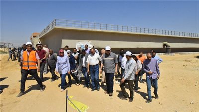 محافظ أسيوط: تنفيذ 65% من إنشاءات سوق الماشية بقرية الزرابي (صور)