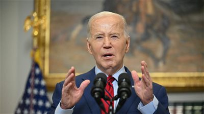 تصل لـ 100%، بايدن يفرض رسوما جمركية جديدة على البضائع الصينية