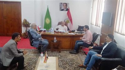 رئيس تجارية الإسماعيلية يستقبل مدير فرع التأمين الصحي الشامل (صور) 