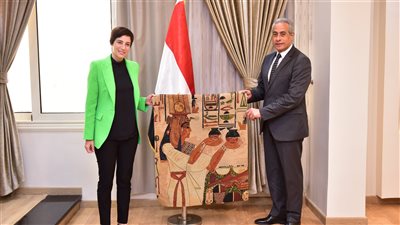 وزير العمل بحث مع السفيرة القبرصية بالقاهرة آليات تنفيذ خطة إرسال عِمالة مصرية إلى قبرص