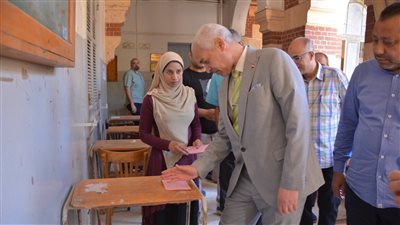 جامعة أسيوط تعلن ضوابط امتحانات الفصل الدراسي الثاني (صور)