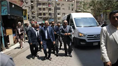 رئيس جهاز حماية المستهلك في جولة بأسواق الجيزة.. السجيني: المواطن شريك أساسي في ضبط الأسعار.. ولن نسمح بتلاعب التجار