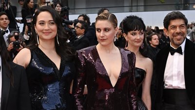 مهرجان كان، أعضاء لجنة التحكيم يرقصون في حفل الافتتاح (فيديو) 