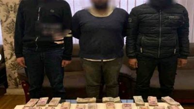 عاطل يتفق مع آخرين لسرقة 400 ألف جنيه من مسكن صديقه في الإسكندرية