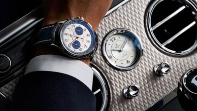 بنتلي تدخل عالم الساعات