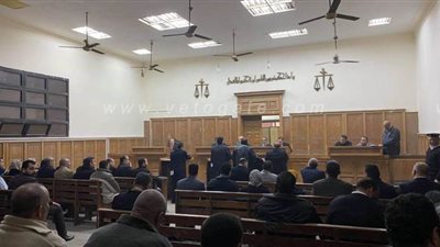 تشديدات أمنية قبل النطق بالحكم على المتهمين في حادث محطة مصر | صور