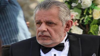 جمهور عمرو دياب يجبر زكي فطين على حذف التعليق المسيء للهضبة 