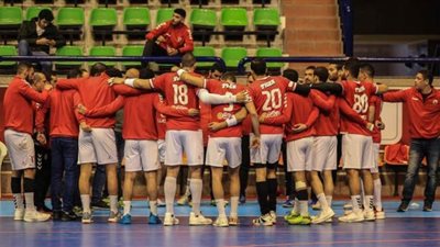 فوز الأهلي على سبورتنج في ربع نهائي كأس اليد