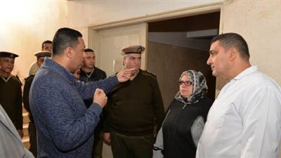 محافظ الدقهلية يقرر نقل وإحالة العاملين بصحة محلة دمنة للتحقيق بسبب الإهمال