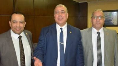 وزير النقل يناقش أسعار تذاكر المترو ويجدد الثقة في رئيس الشركة