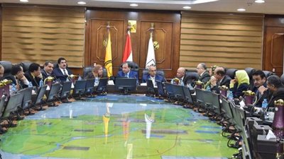 اجتماع طارئ بجامعة بني سويف لتفعيل الإجراءات الاحترازية لمواجهة كورونا