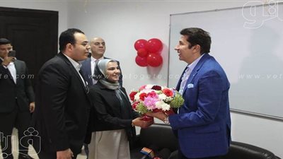 تكريم الفنان هاني رمزي بالأكاديمية البحرية