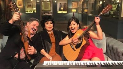 إدوارد وابنته في ضيافة 