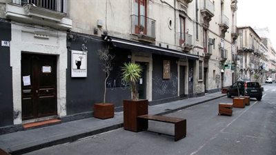 مدينة أشباح.. مشهد نادر لشوارع إيطاليا بعد فرض الحجر الصحى على الدولة| فيديو وصور