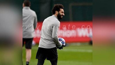 محمد صلاح ينشر صورا جديدة من التدريبات| صور
