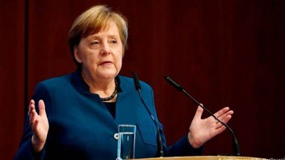 أنجيلا ميركل: 70% من سكان ألمانيا مهددون بالإصابة بفيروس كورونا