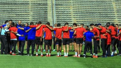 محاضرة فنية أخيرة للاعبي الأهلي استعدادا لمواجهة سموحة