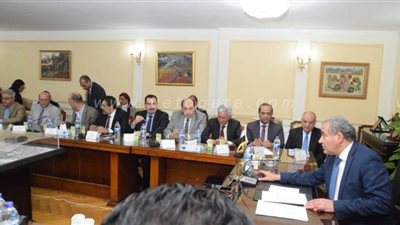 التموين: تخفيضات بأسعار السلع بمعارض 