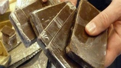 المشدد ١٥ سنة لمتهم حاول تهريب الحشيش المخدر في المطار