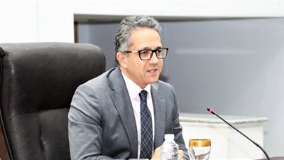 السياحة والآثار توضح حقيقة منع استقبال وفود سياحية بسبب 