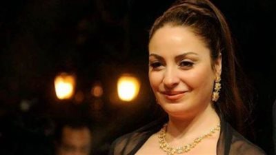 نيرمين الفقي تستعرض رشاقتها في الجيم| فيديو