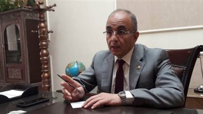 عثمان شعلان يتابع خطة  مواجهة فيروس كورونا بكليات الزقازيق