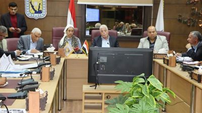 خالد فودة يوجه بسرعة تنفيذ مشرعات جنوب سيناء