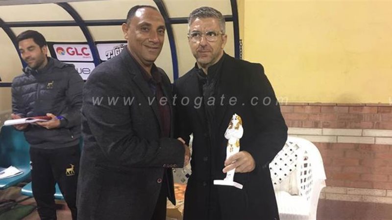 تمثال فرعوني من مدرب