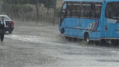 الأرصاد: أمطار رعدية وسيول ورياح مثيرة للأتربة غداً